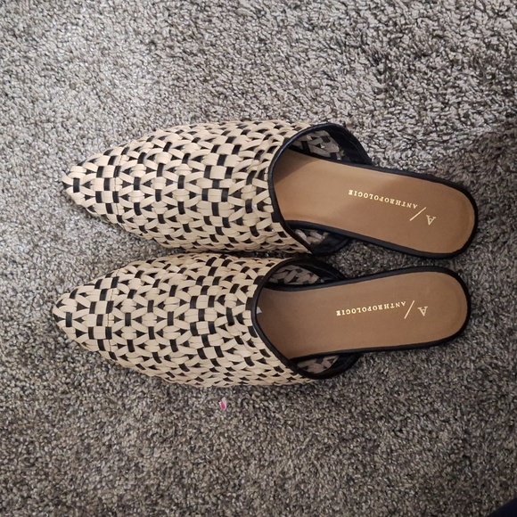 Anthropologie "Nisolo" go-to slip-on flats mules - woven leather - beige/black - Picture 9 of 11